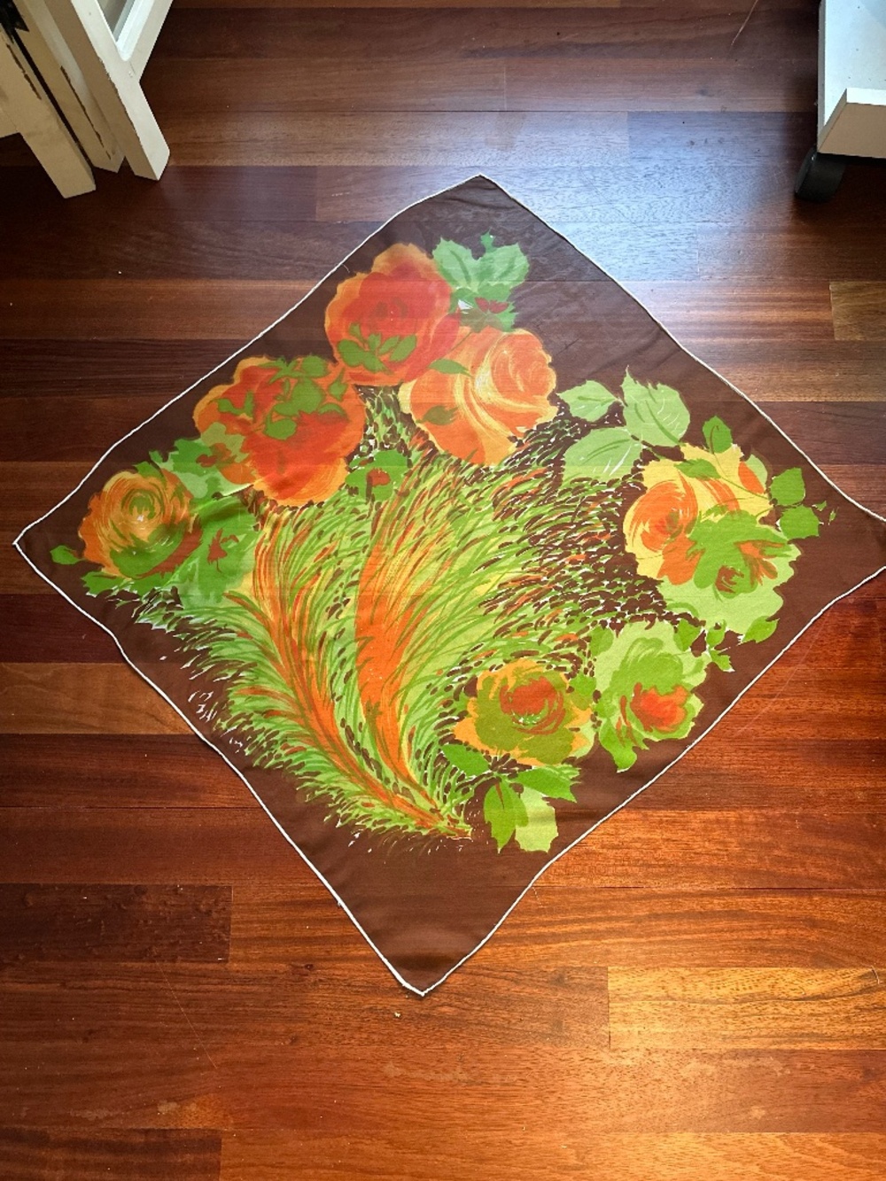 Beautiful Vintage Floral Scarf